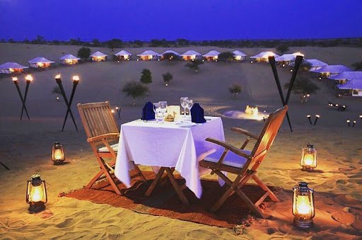 Romantic-Dinner-Desert